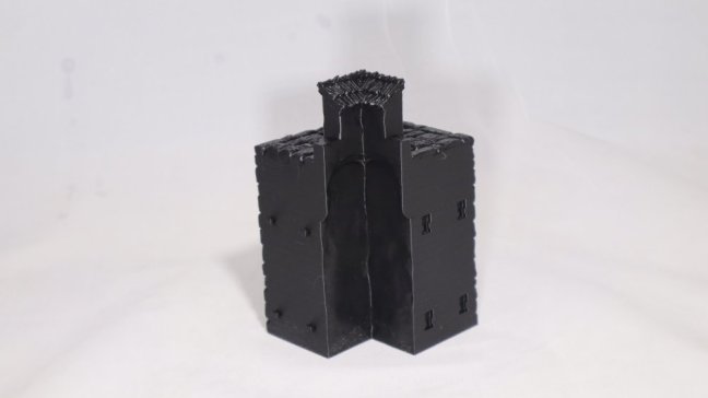 Hradby roh V2